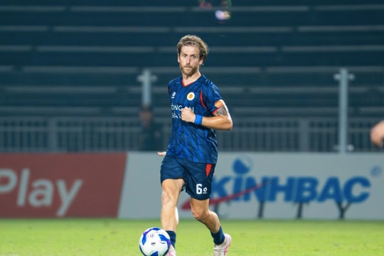 Tiền vệ Stefan Mauk: Thu nhập tại V.League đang vượt xa giải Vô địch Quốc gia Úc