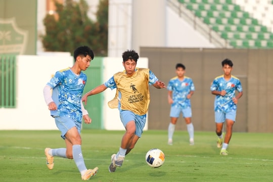 HLV Australia dè chừng khả năng chuyển trạng thái của U17 Việt Nam tại tứ kết châu Á