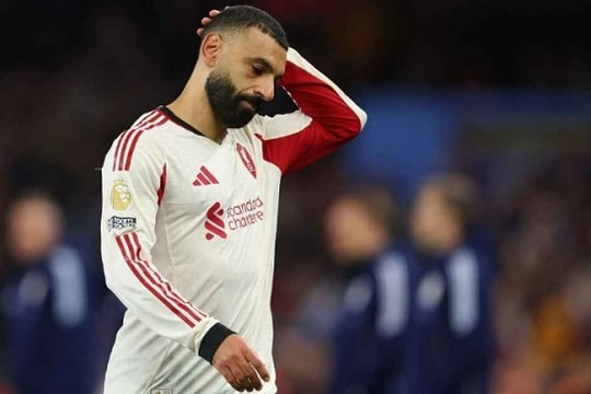 Liverpool nhận thất bại 2-4 trước Aston Villa: Khủng hoảng bản lĩnh và nỗi lo phòng ngự
