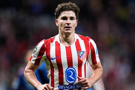 Tin chuyển nhượng 16/5: Arsenal săn đuổi Alvarez, Man City quyết đấu vì Valverde