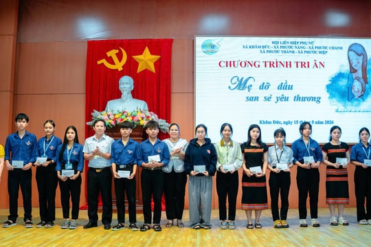 Chắp cánh ước mơ cho học sinh vùng cao