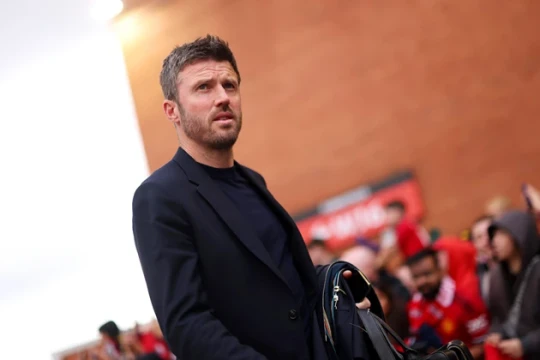 MU đối đầu Nottingham Forest: HLV Carrick thay 4 vị trí, Casemiro chia tay Old Trafford