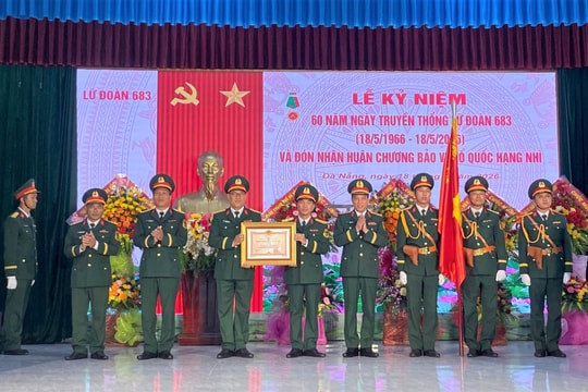 Lữ đoàn 683 đón nhận Huân chương Bảo vệ Tổ quốc hạng Nhì