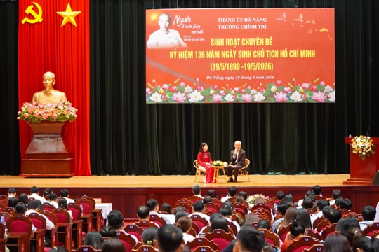 Trường Chính trị thành phố Đà Nẵng sinh hoạt chuyên đề kỷ niệm 136 năm ngày sinh Chủ tịch Hồ Chí Minh