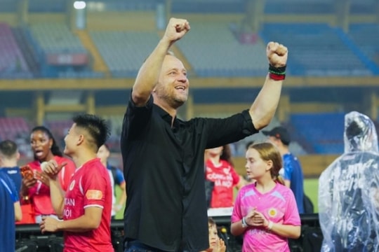 CLB Công an Hà Nội vô địch V-League sớm 3 vòng đấu, báo chí Thái Lan ca ngợi HLV Mano Polking