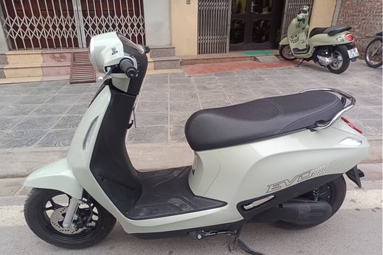 VinFast Evo Grand: Xe máy điện 2 pin "siêu tầm xa" giảm giá sâu còn 19,9 triệu đồng