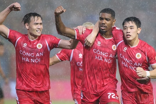 Công An Hà Nội vô địch V-League sớm 3 vòng và kỳ tích World Cup của U17 Việt Nam