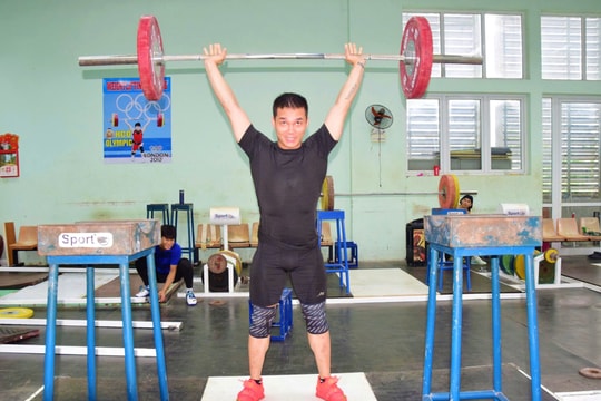 Đô cử Đà Nẵng tranh tài giải cử tạ quốc gia