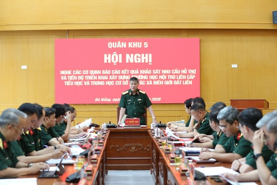 Quân khu 5 xem xét, hỗ trợ xây dựng trường học nội trú liên cấp khu vực biên giới