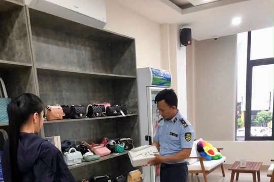 Đà Nẵng: Tạm giữ 652 sản phẩm có dấu hiệu giả mạo nhãn hiệu, xử phạt hơn 240 triệu đồng
