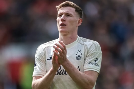 Man Utd và Man City đại chiến vì Elliot Anderson: Canh bạc 100 triệu bảng