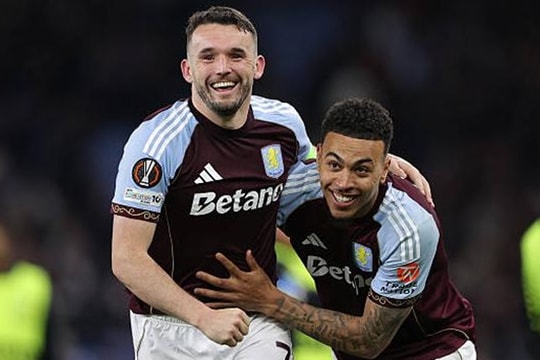 Bản lĩnh phút 76: Aston Villa nắm lợi thế lớn hạ Freiburg tại chung kết Europa League
