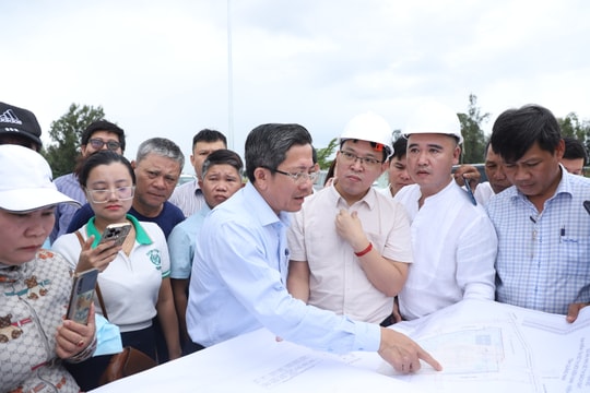 Quyết liệt tháo gỡ vướng mắc mặt bằng