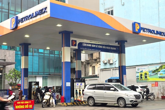 Giá xăng dầu điều chỉnh sau 15h hôm nay, dầu mazut vượt 21.400 đồng/kg