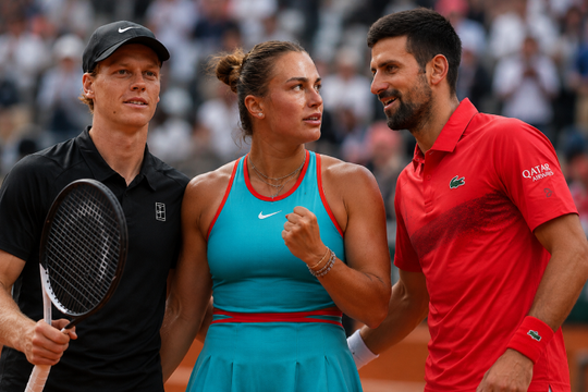 Sinner, Sabalenka và Djokovic dẫn đầu cuộc đình công lịch sử tại Roland Garros