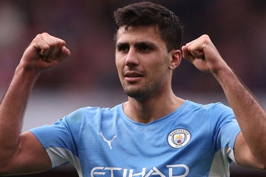 Real Madrid tham vọng chiêu mộ Rodri, Barcelona đạt thỏa thuận với Marcus Rashford