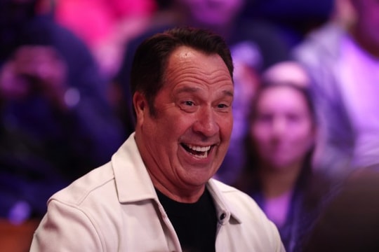 Huyền thoại David Seaman dự đoán Arsenal đánh bại PSG để lên đỉnh Champions League