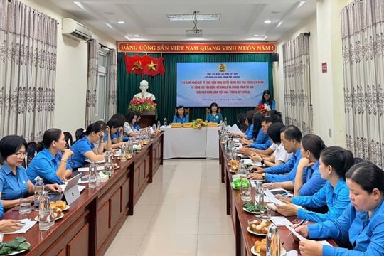 Phát huy vai trò nữ công nhân, viên chức, người lao động trong tình hình mới