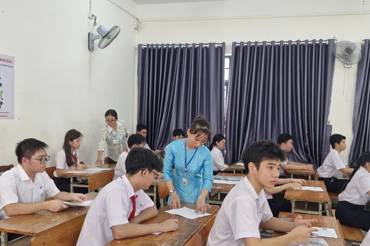 Hơn 43.500 thí sinh Đà Nẵng làm thủ tục dự thi tuyển sinh vào lớp 10 năm học 2026 - 2027