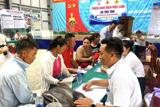 Đưa chợ việc làm về cơ sở