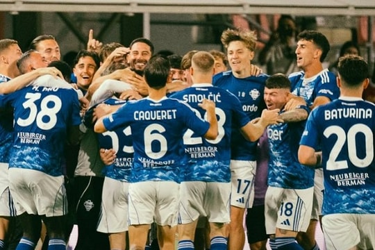 Como tạo địa chấn: Hủy diệt Cremonese 4-1 để giành vé dự Champions League lịch sử