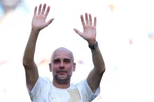 Di sản vĩ đại của Pep Guardiola tại Man City: 20 danh hiệu và kỷ lục 100 điểm lịch sử