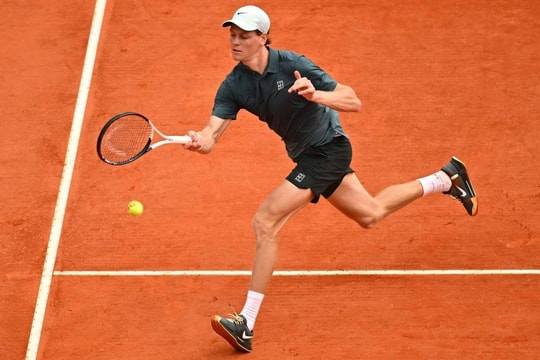 Jannik Sinner vô địch Rome Open 2026: Khi lịch sử được viết bằng tốc độ ánh sáng