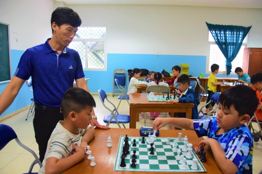 Đa dạng sân chơi thể thao học sinh dịp hè