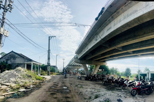 Đà Nẵng yêu cầu giải phóng xong mặt bằng cầu vượt đường sắt trên quốc lộ 14E cuối tháng 5/2026