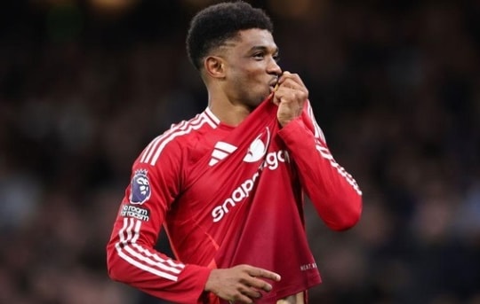 Michael Carrick và bài toán tối ưu vũ khí đặc biệt Amad Diallo tại Man United