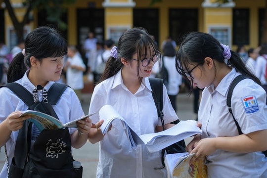 Đề thi và đáp án môn Tiếng Anh vào lớp 10 của Thái Nguyên năm 2026
