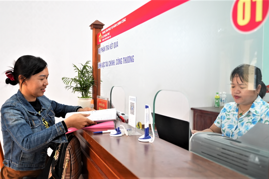 Thăng Phú đẩy mạnh cải cách hành chính với mô hình “Một cửa tiện ích”