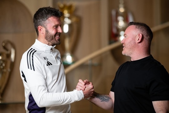 Wayne Rooney cảnh báo tham vọng vô địch của MU dưới thời Michael Carrick