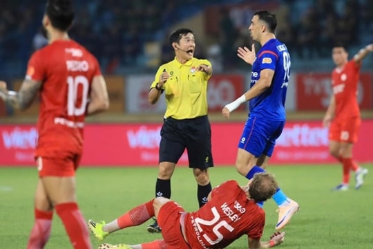 V-League và bước ngoặt minh bạch: Khi sai lầm trọng tài không còn là vùng cấm