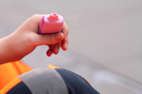 Cuộc chiến chống “cái bẫy” của thuốc lá thế hệ mới