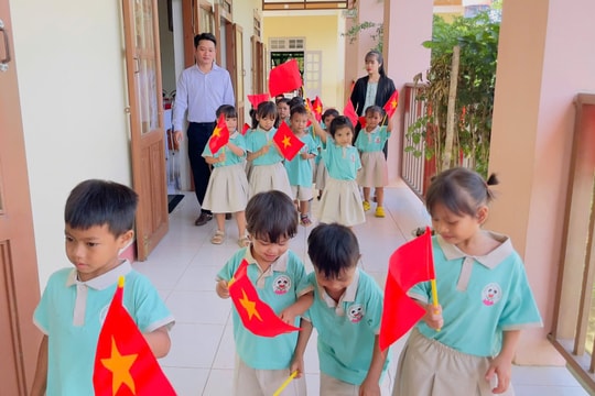 Tiếp nhận hơn 3,6 tỷ đồng chăm sóc trẻ em khó khăn