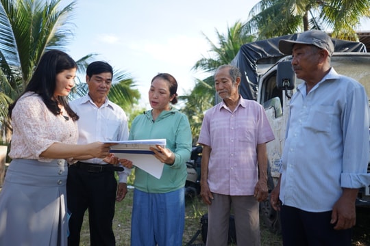Phụ nữ Hòa Vang dân vận khéo trong di dời giải tỏa