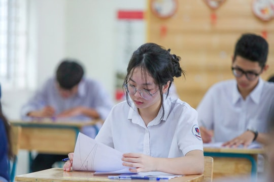 Cập nhật đáp án đề thi môn Toán vào 10 tại Hà Nội 2026