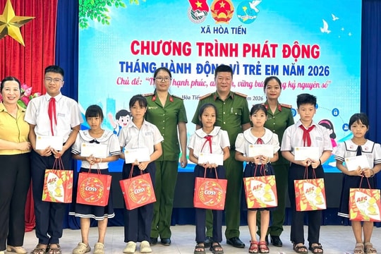 Chia sẻ yêu thương