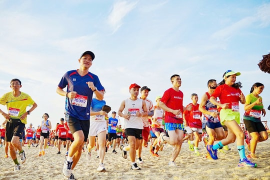 Sôi nổi giải chạy "Tam Thanh cùng AIA chào ngày mới 2026"