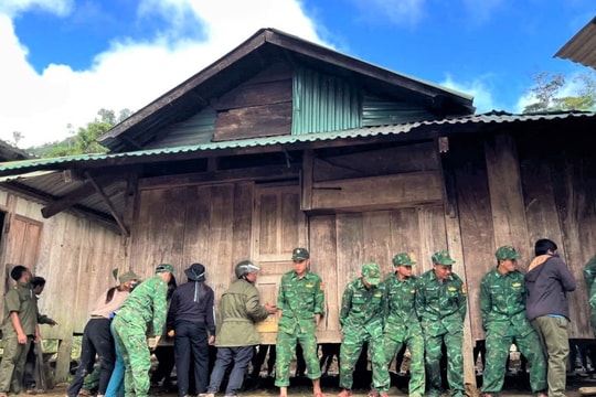 Chuyện dưới chân núi Tà Xiên