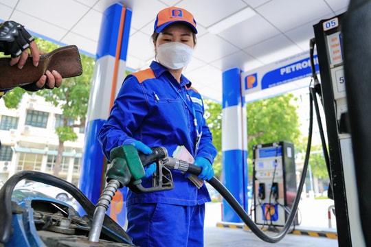 Giá xăng dầu hôm nay 2/6 tại Petrolimex, PVOIL Mipec, GIANGNAMPETROL tại Đà Nẵng