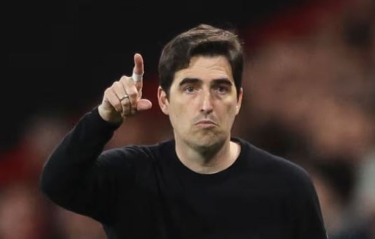 Liverpool sa thải Arne Slot: Dấu chấm hết cho sự kiên nhẫn và canh bạc Andoni Iraola