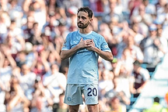 Barca tiến gần thỏa thuận với Bernardo Silva; MU áp sát tiền vệ Ederson giá 35 triệu bảng