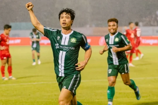 Công Phượng tái xuất V-League: Thử thách đẳng cấp ở tuổi 31 trong màu áo Đồng Nai
