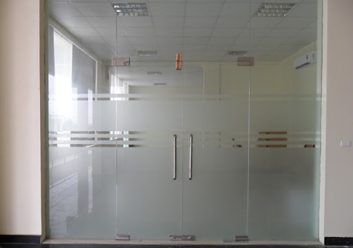 Tổng hợp các mẫu kính cường lực phổ biến năm 2026