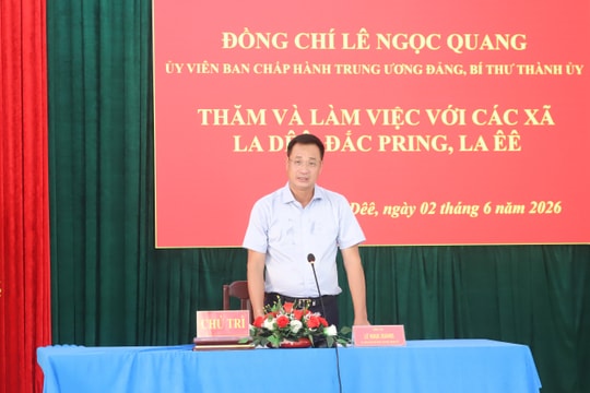 Bí thư Thành ủy Lê Ngọc Quang làm việc với Đảng ủy các xã La Dêê, Đắc Pring và La Êê