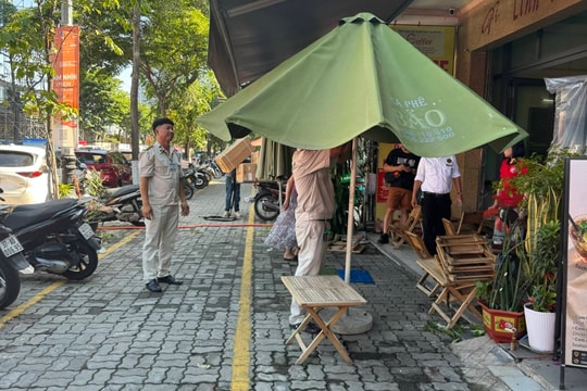 Giữ an ninh, trật tự mùa lễ hội