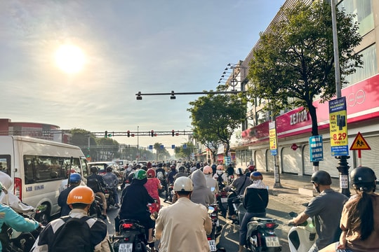 Cẩn trọng khi tham gia giao thông mùa nắng nóng