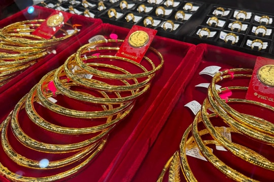 Cập nhật giá vàng chiều nay 4/6/2026: Giá vàng SJC, giá vàng 24k 9999, vàng thế giới